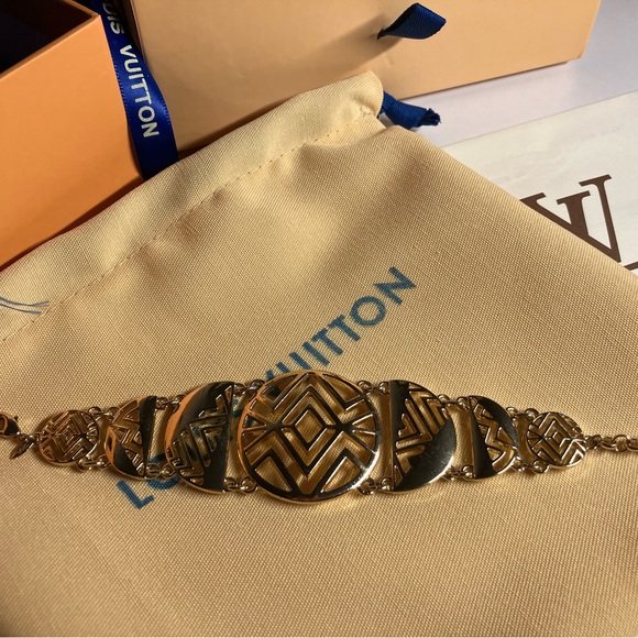 Vintage (Sha)Tribal/Lunar Phase Bracelet with Louis Vuitton Gift bag and box. - Picture 3 of 14